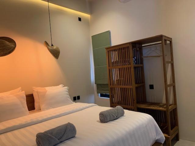 Casa Narrow Villa เนมบราลา ภายนอก รูปภาพ